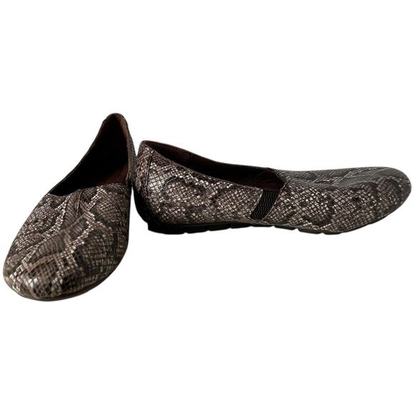 Born Sebra Leather Slip On Flats Women’s 6.5 Snakeskin - Picture 3 of 5